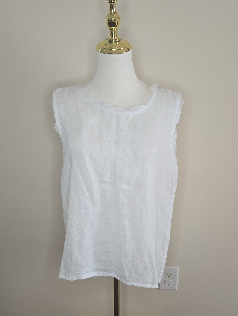 Dolce Vita White Linen Top Raw Hem Boxy Oversized Back Button Shirt Small